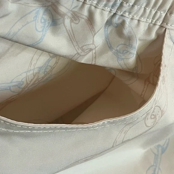 Embroidered Smoke Rise Special Edition White Crème Cargo Shorts Women’s Size XL - Picture 7 of 16